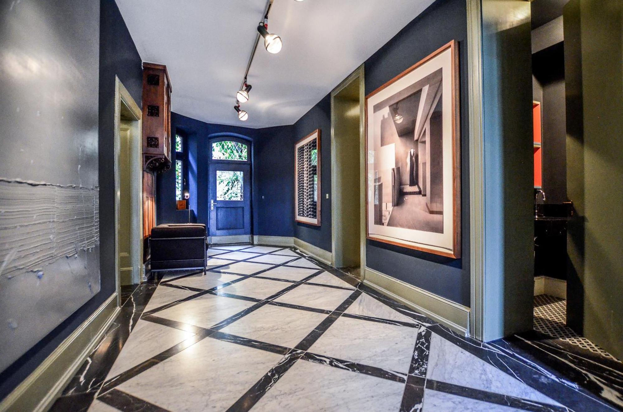 Appartement Design Am Roemerturm Keulen